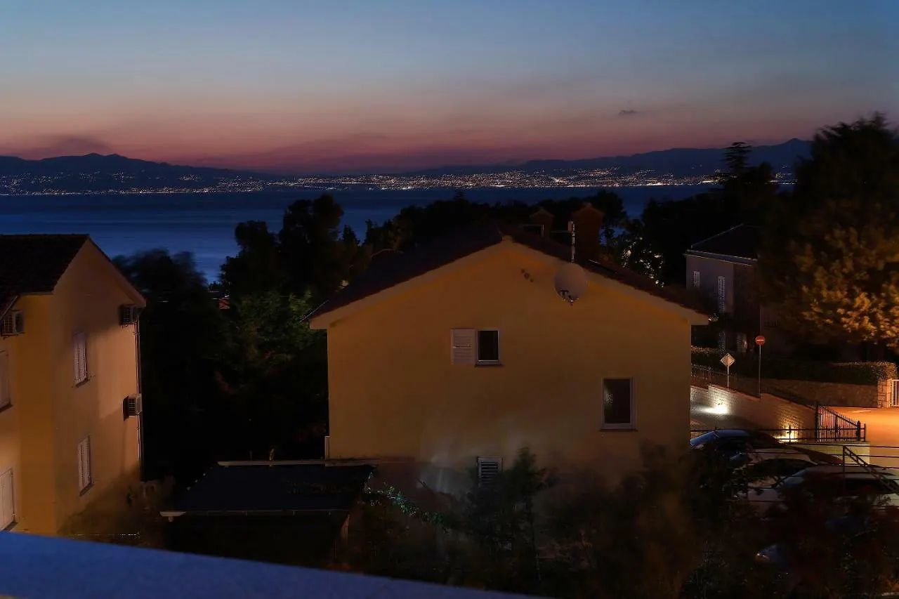 Apartment La God Malinska Croatia