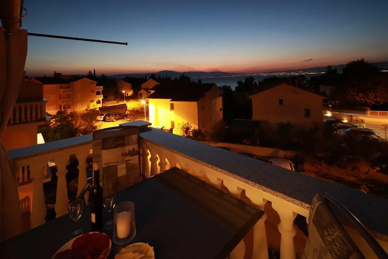 Apartment La God Malinska